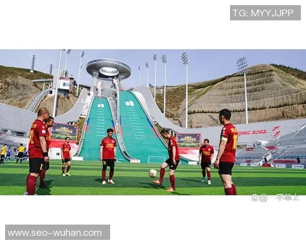 踢足球展示技巧与战术分析助你提升球场表现与团队配合能力